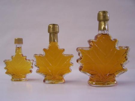 1.7 Oz. Maple Leaf Glass Bottle